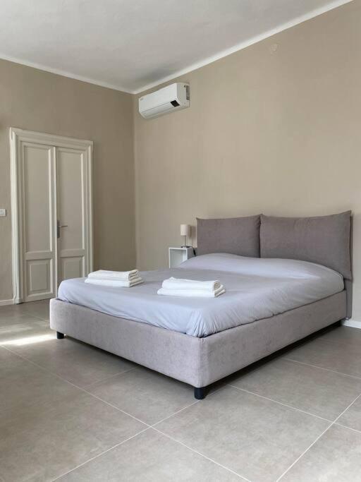 Home 11 Piacenza Exterior foto